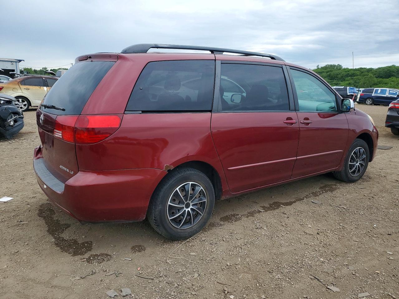 Toyota Sienna Le 7 Passenger