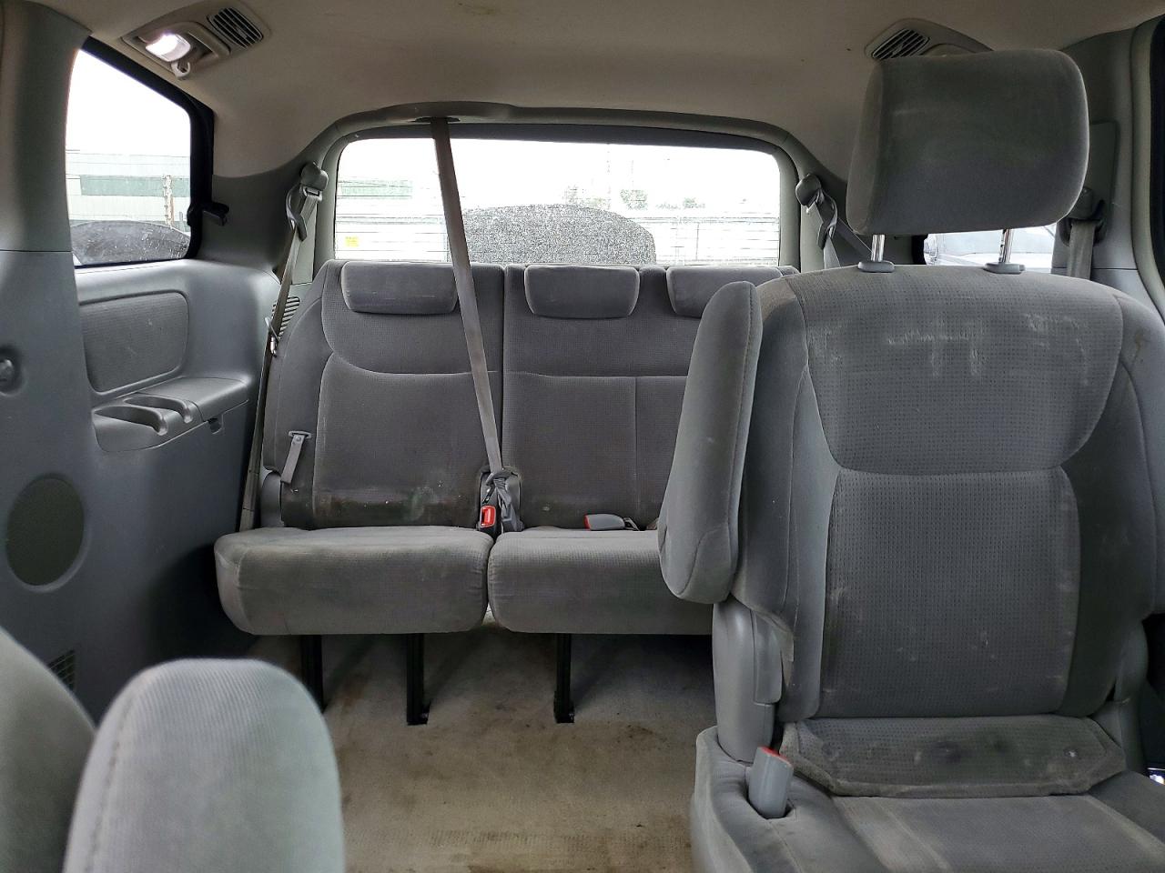 Toyota Sienna Le 7 Passenger