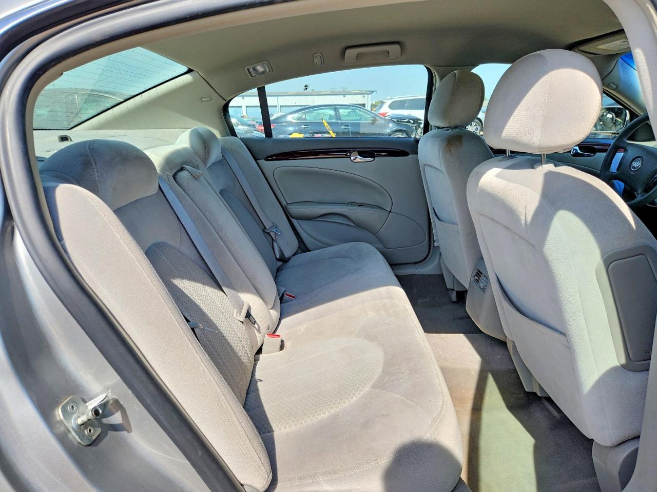 Buick Lucerne Cx
