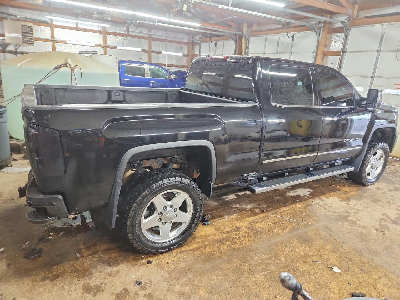 GMC Sierra K2500 Denali