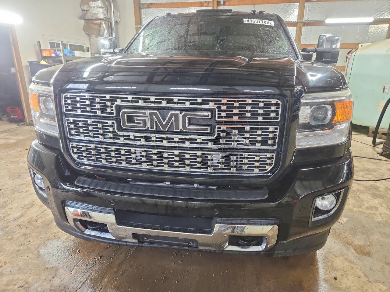 GMC Sierra K2500 Denali