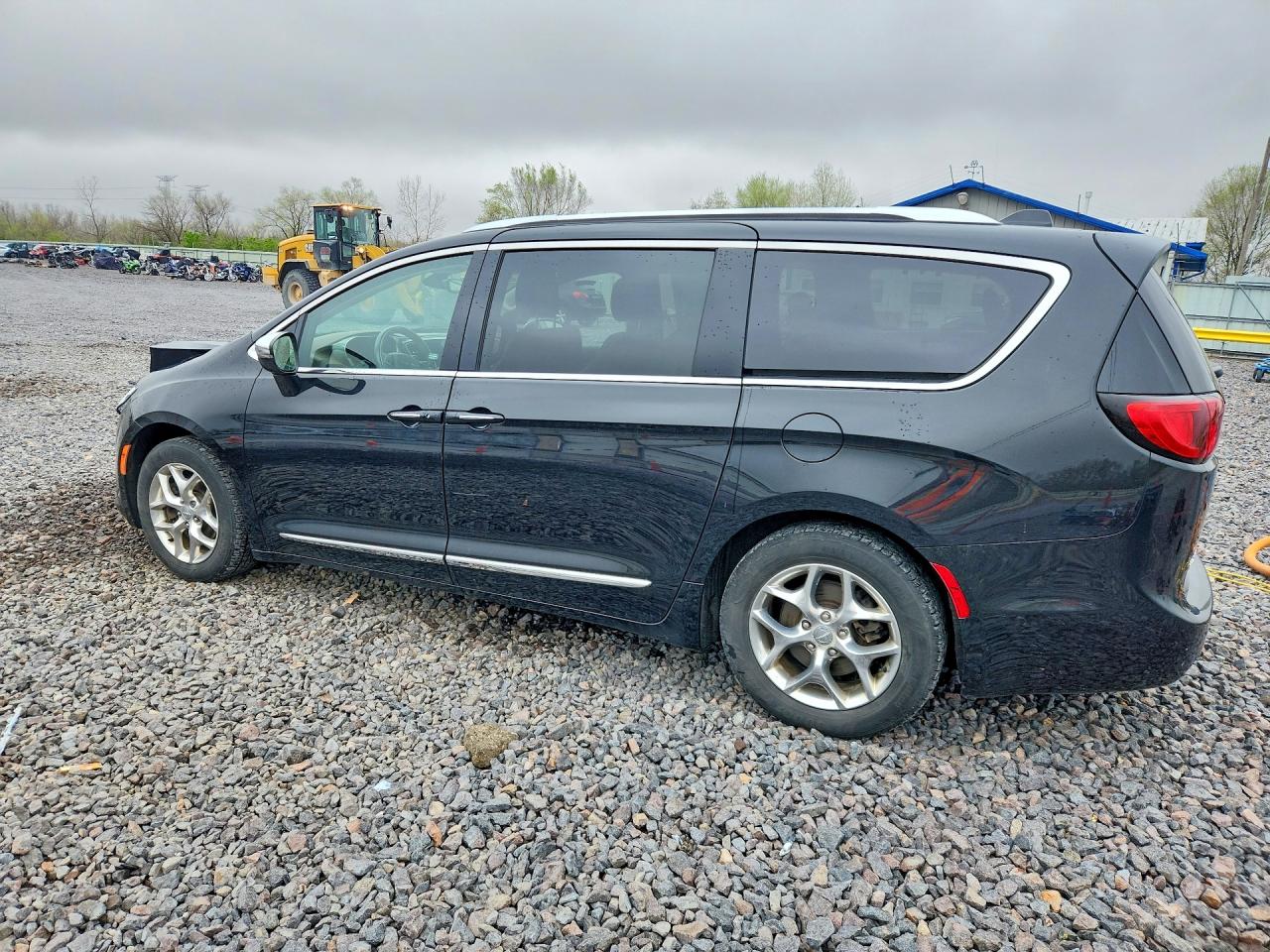 Chrysler Pacifica Limited
