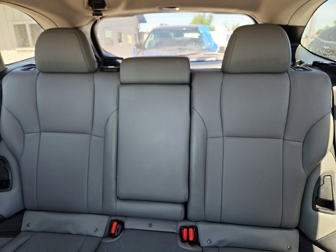 Subaru Legacy Limited