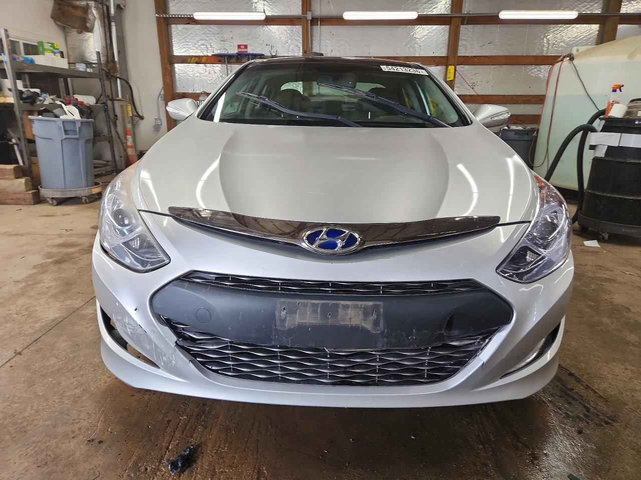 Hyundai SONATA Hybrid