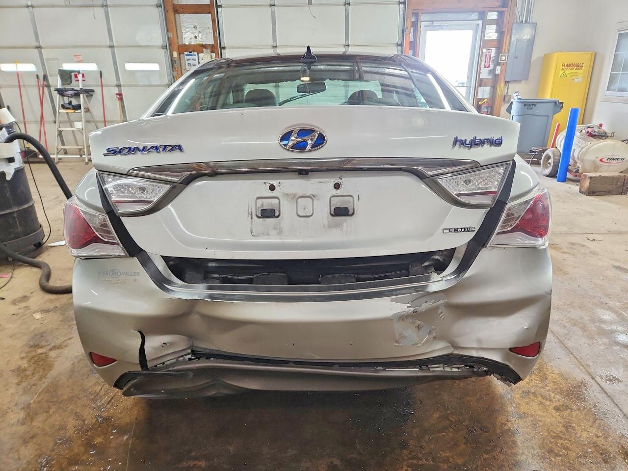 Hyundai SONATA Hybrid
