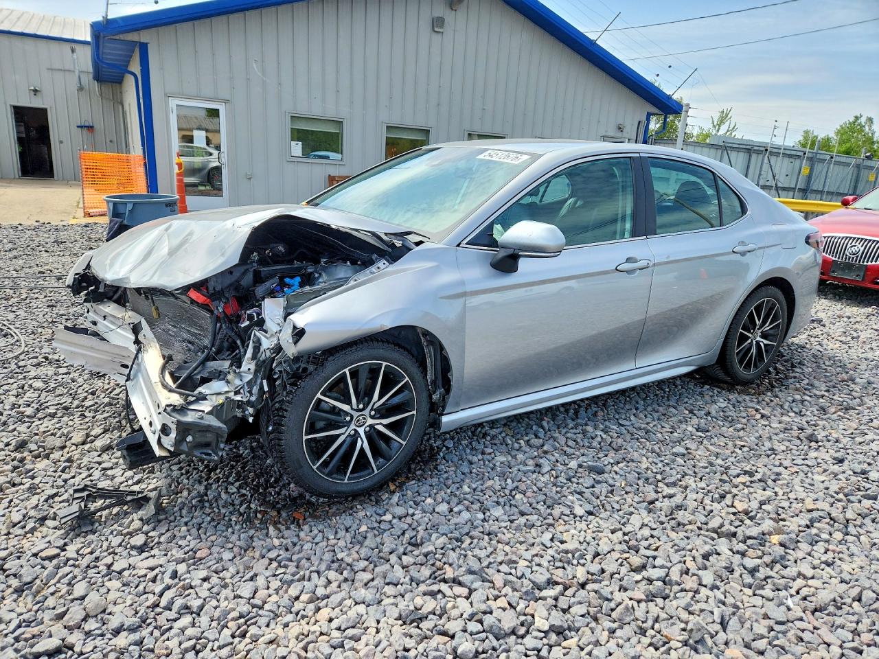 Salvage Toyota Camry Image