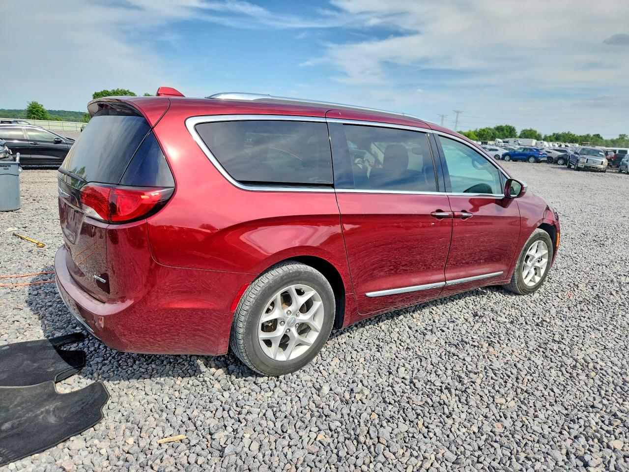 Chrysler Pacifica Limited
