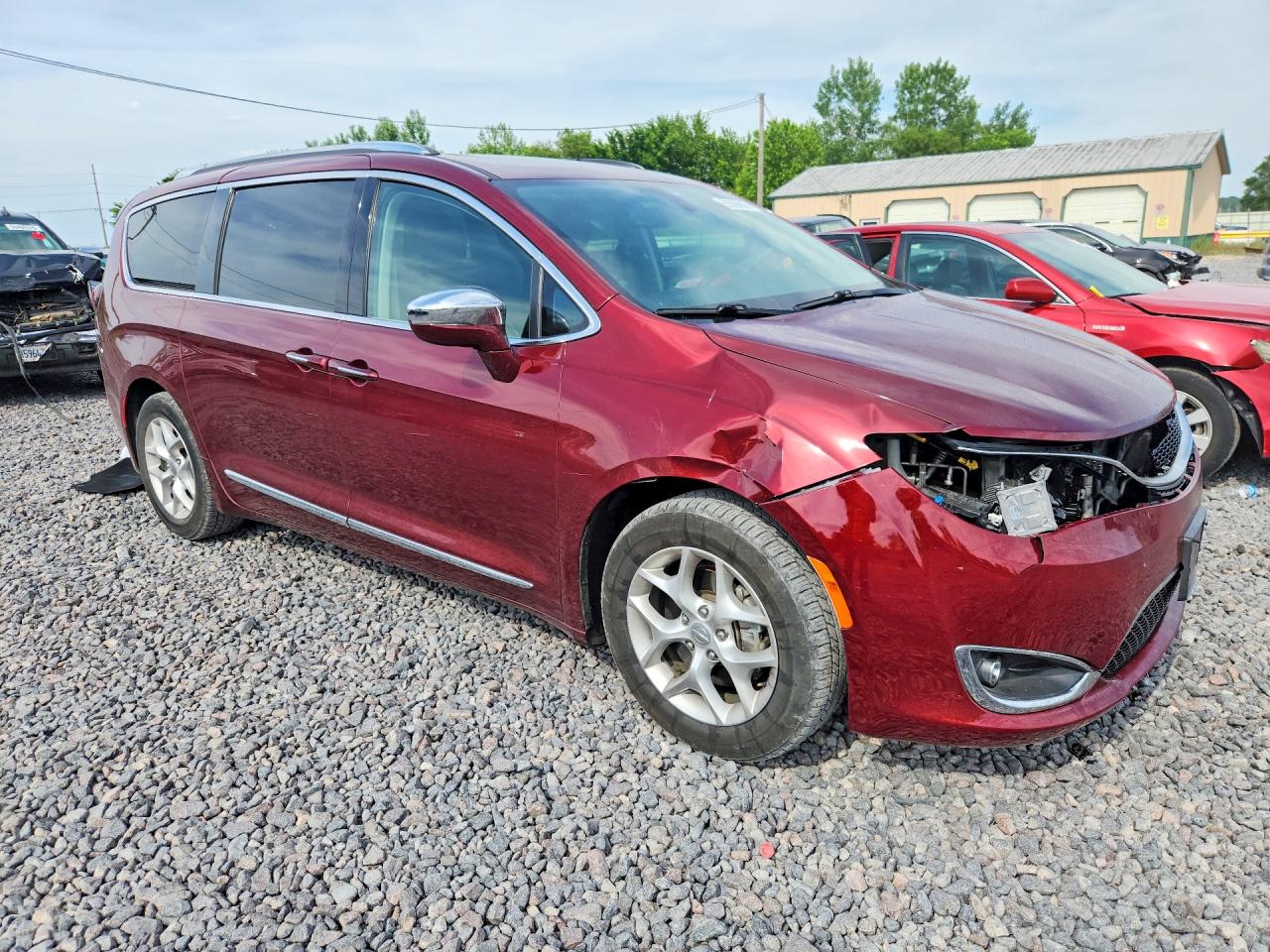 Chrysler Pacifica Limited