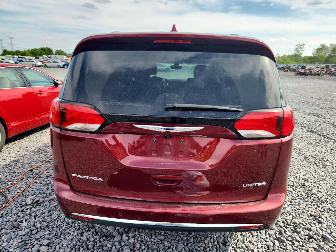 Chrysler Pacifica Limited