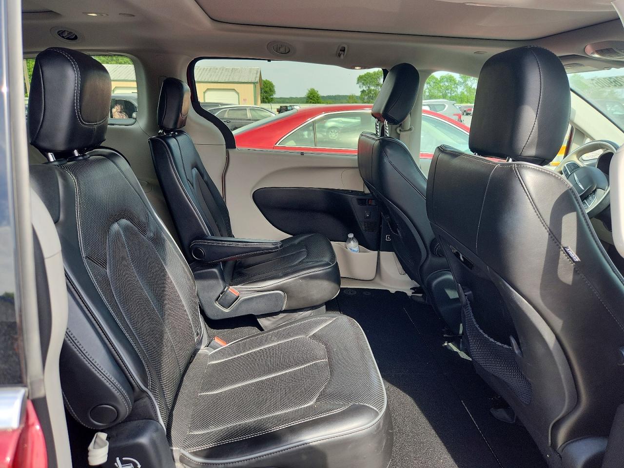 Chrysler Pacifica Limited
