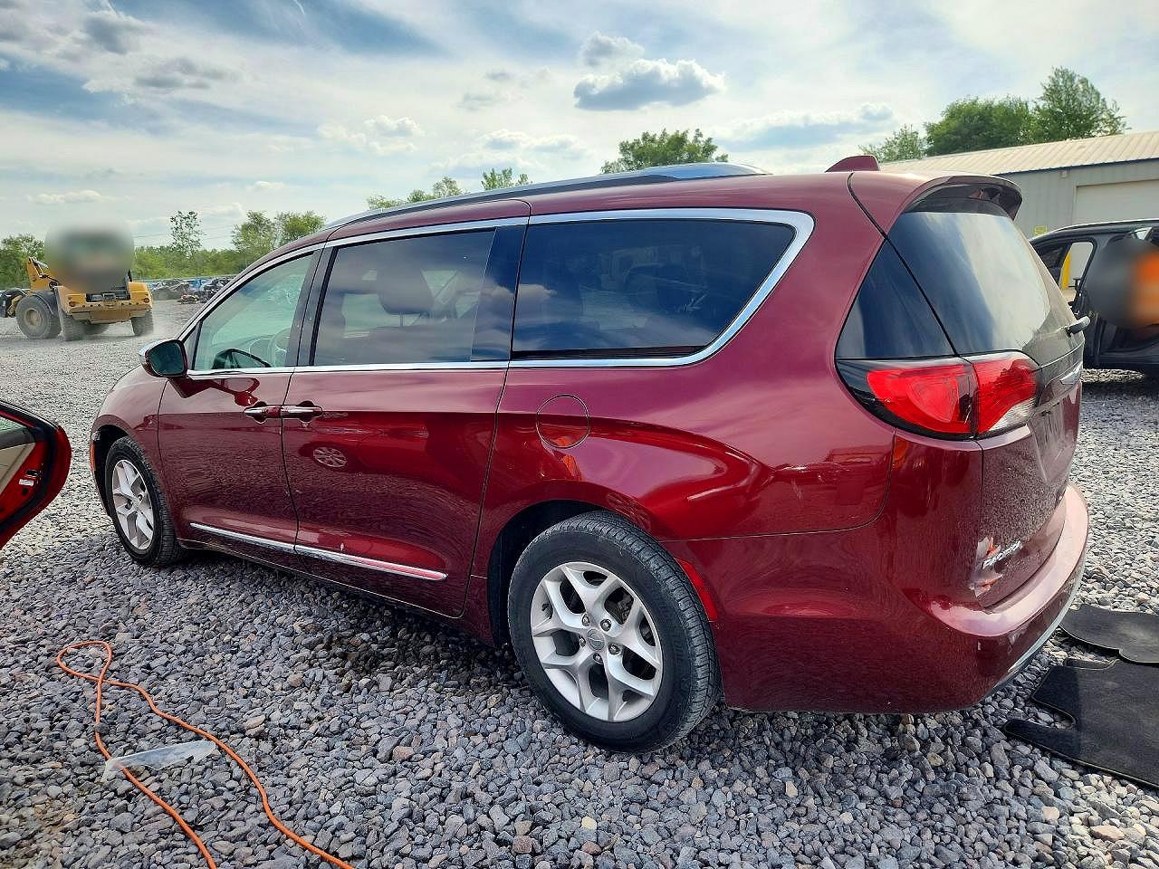 Chrysler Pacifica Limited