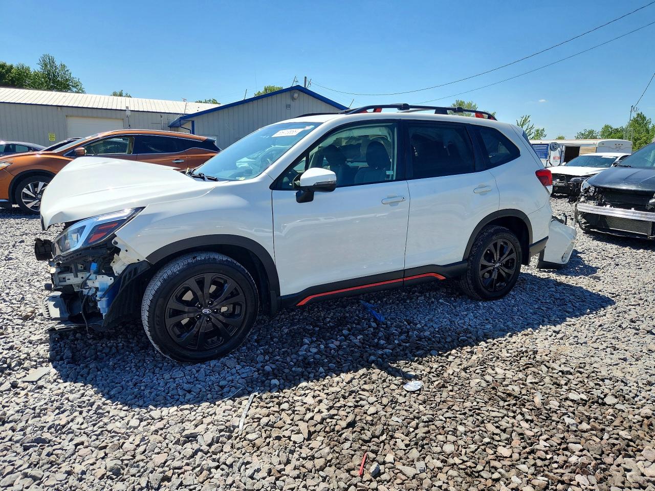 Salvage Subaru Forester Image