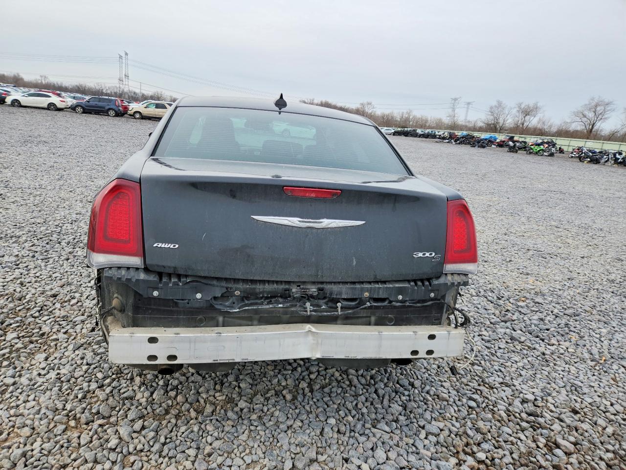Chrysler 300 S