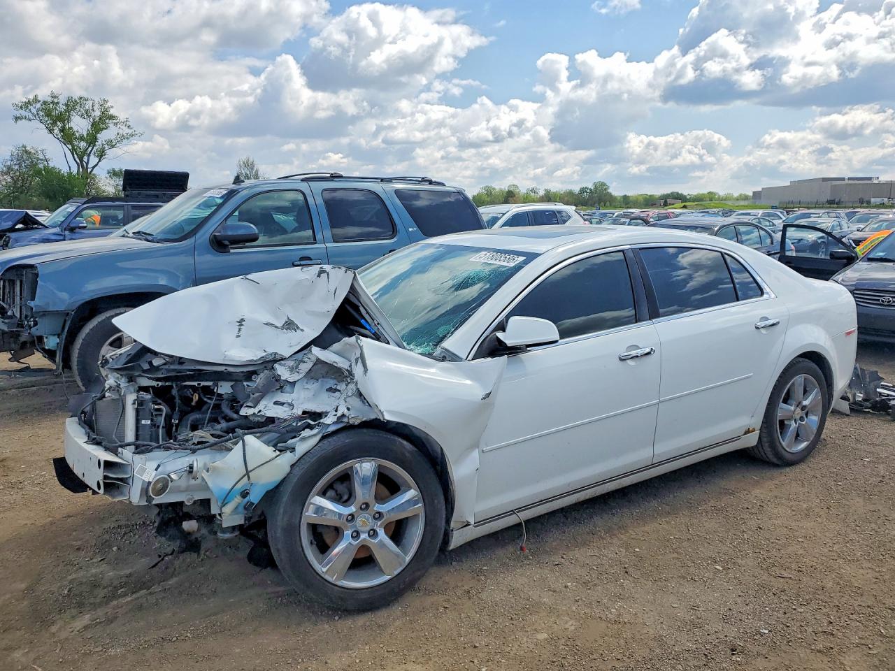Salvage Chevrolet Malibu Image