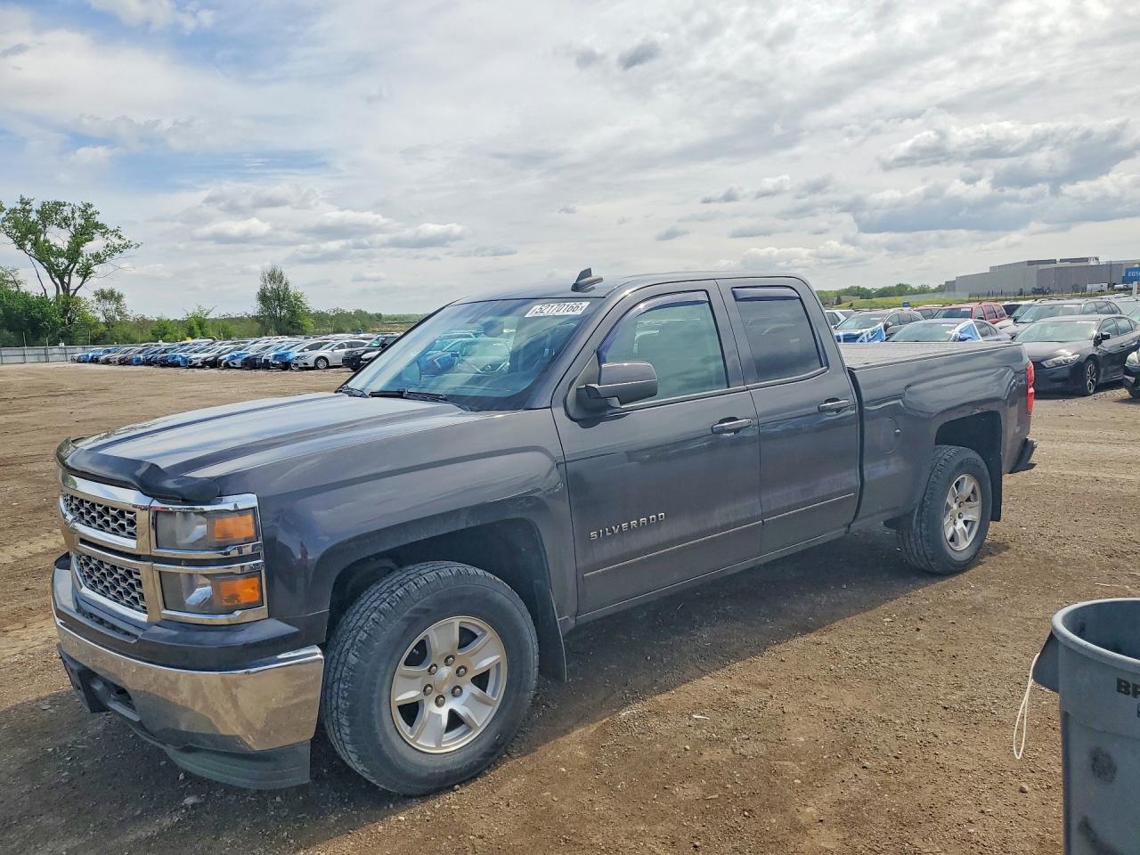 Salvage Chevrolet Silverado Image