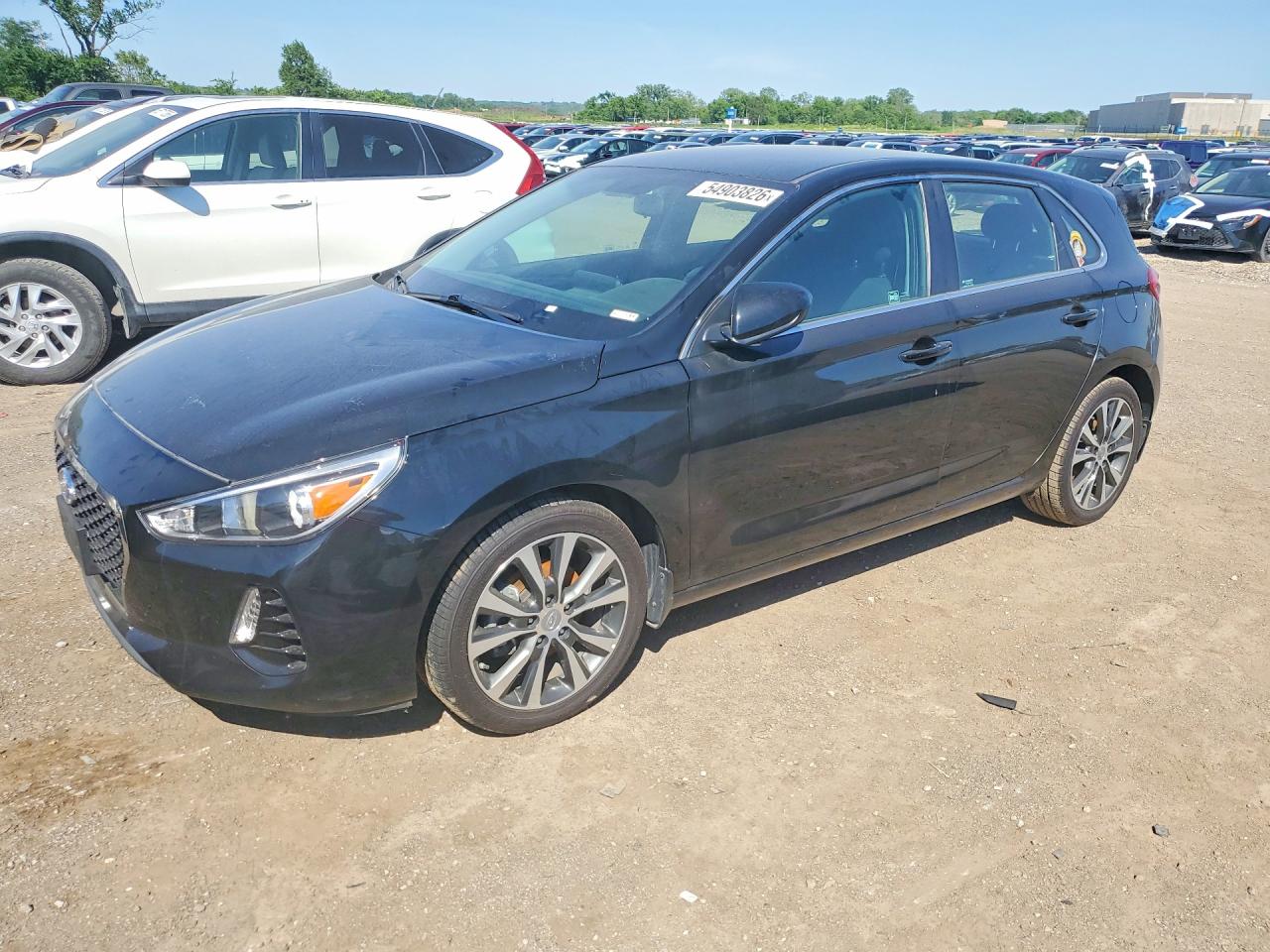Salvage Hyundai ELANTRA Image