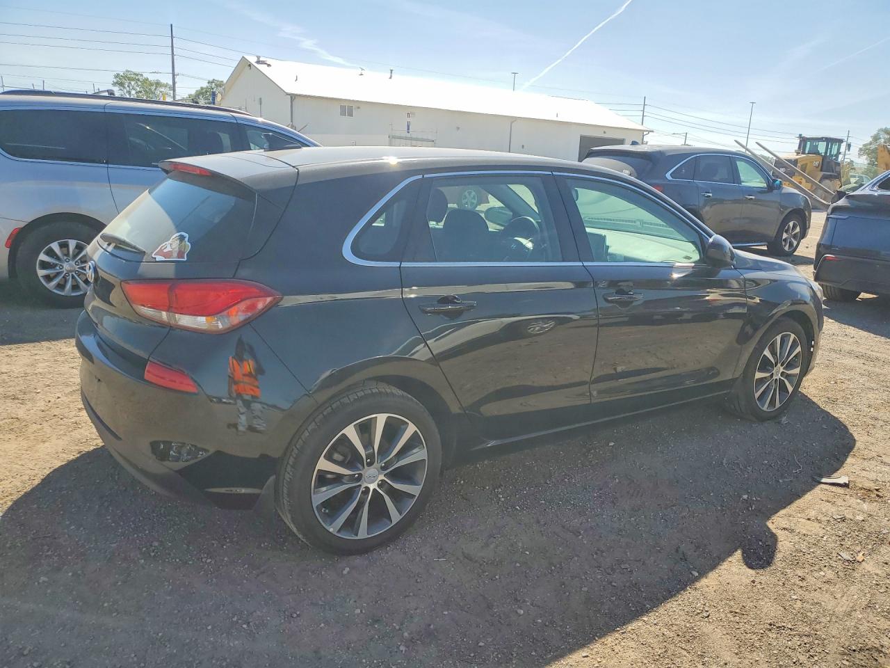 Hyundai ELANTRA Base