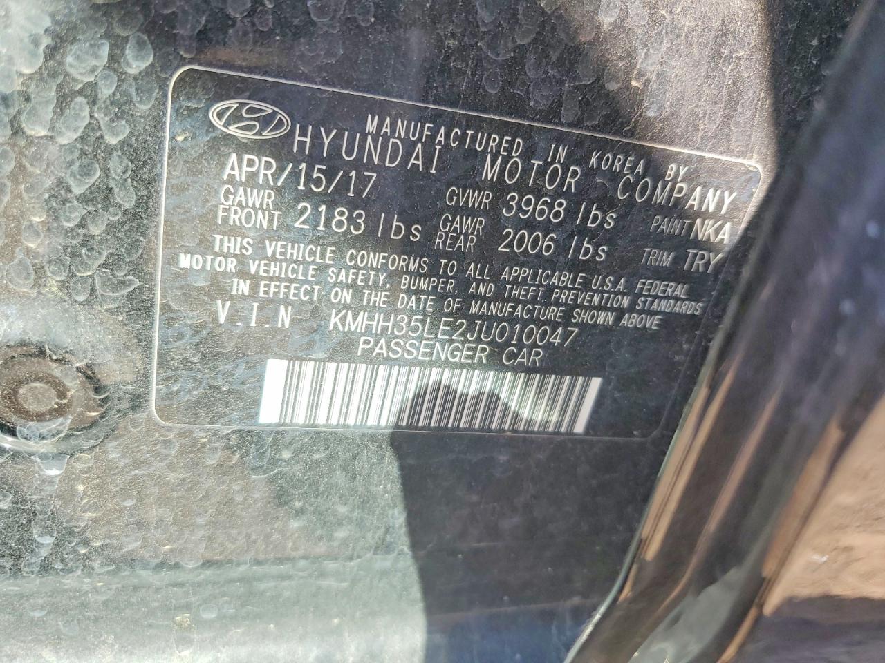 Hyundai ELANTRA Base