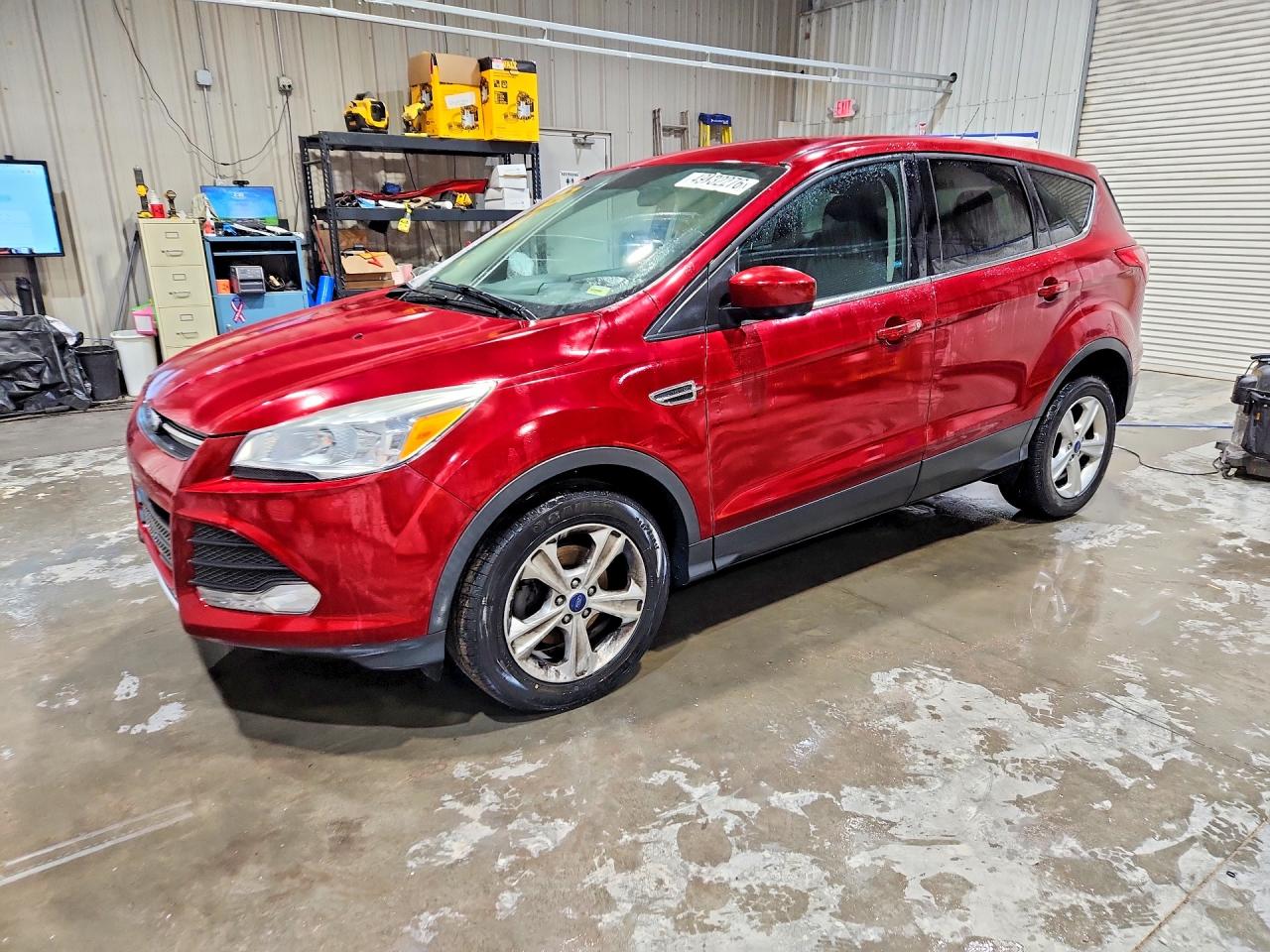 Salvage Ford Escape Image