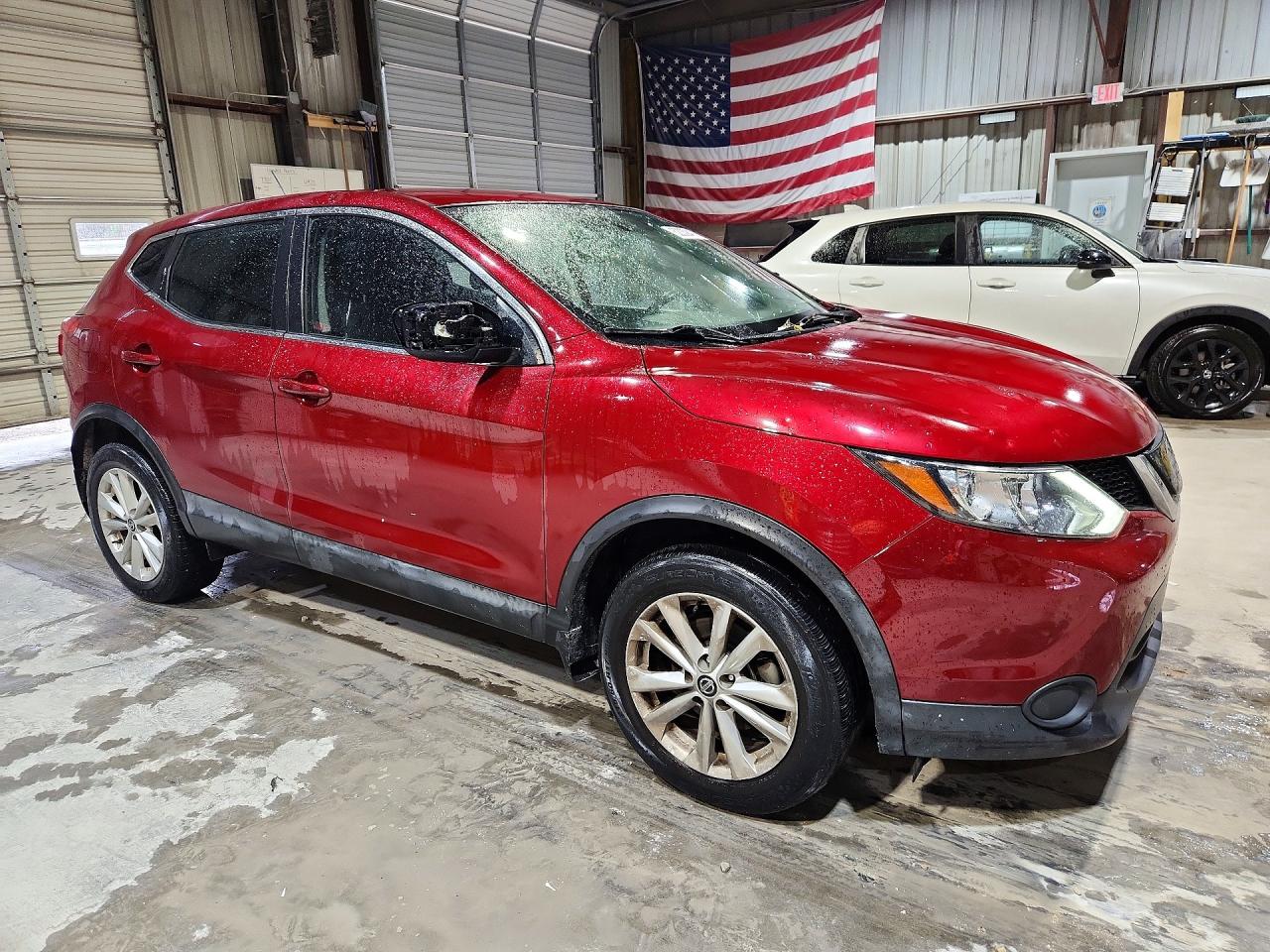 Nissan Rogue S