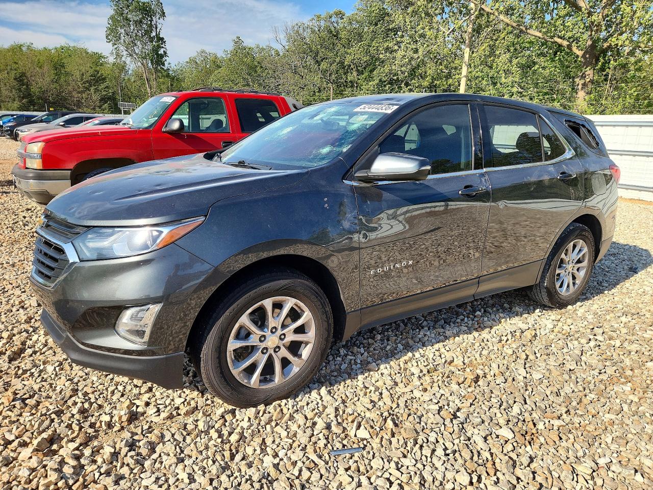 Salvage Chevrolet Equinox Image