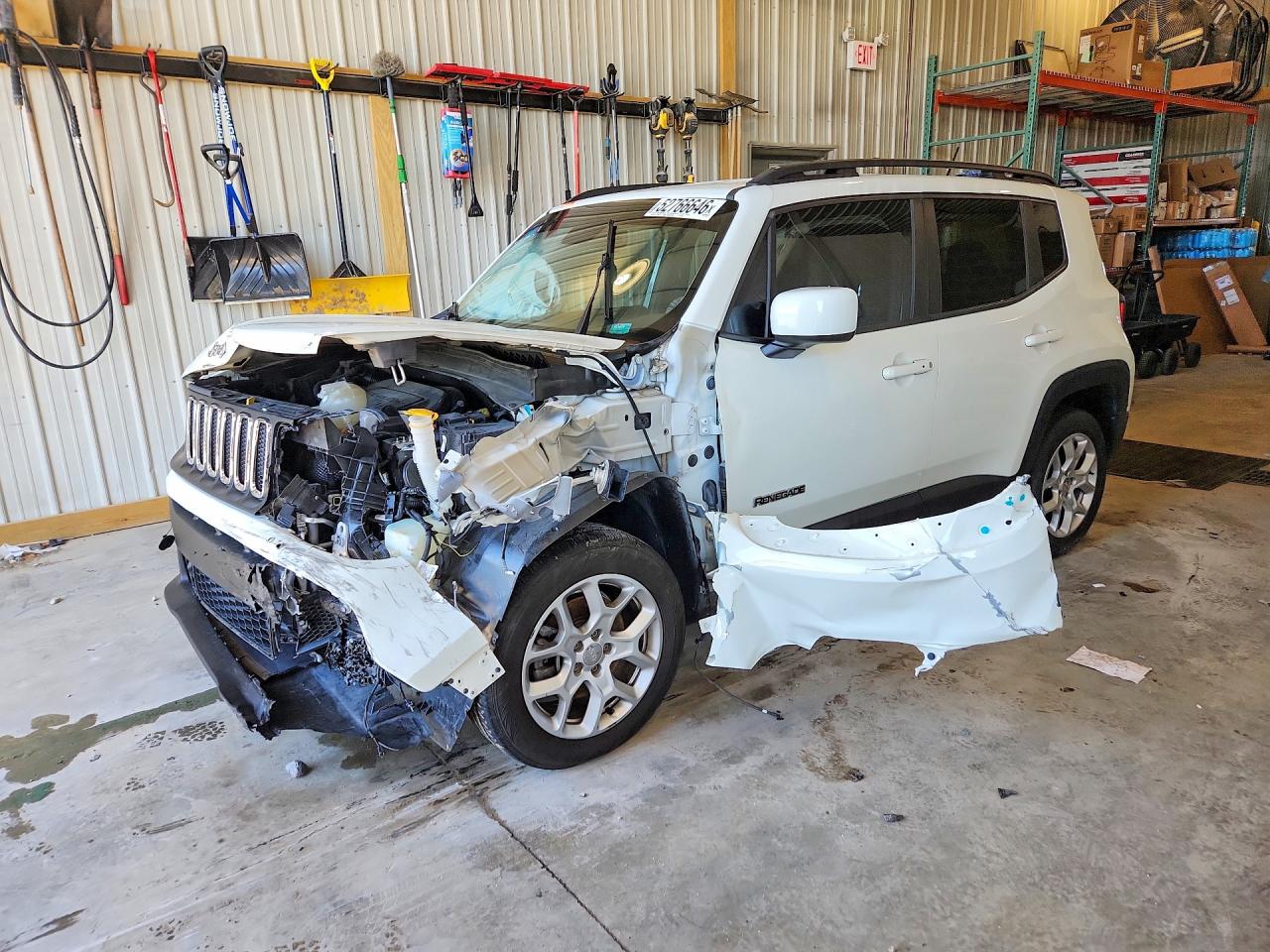 Salvage Jeep Renegade Image