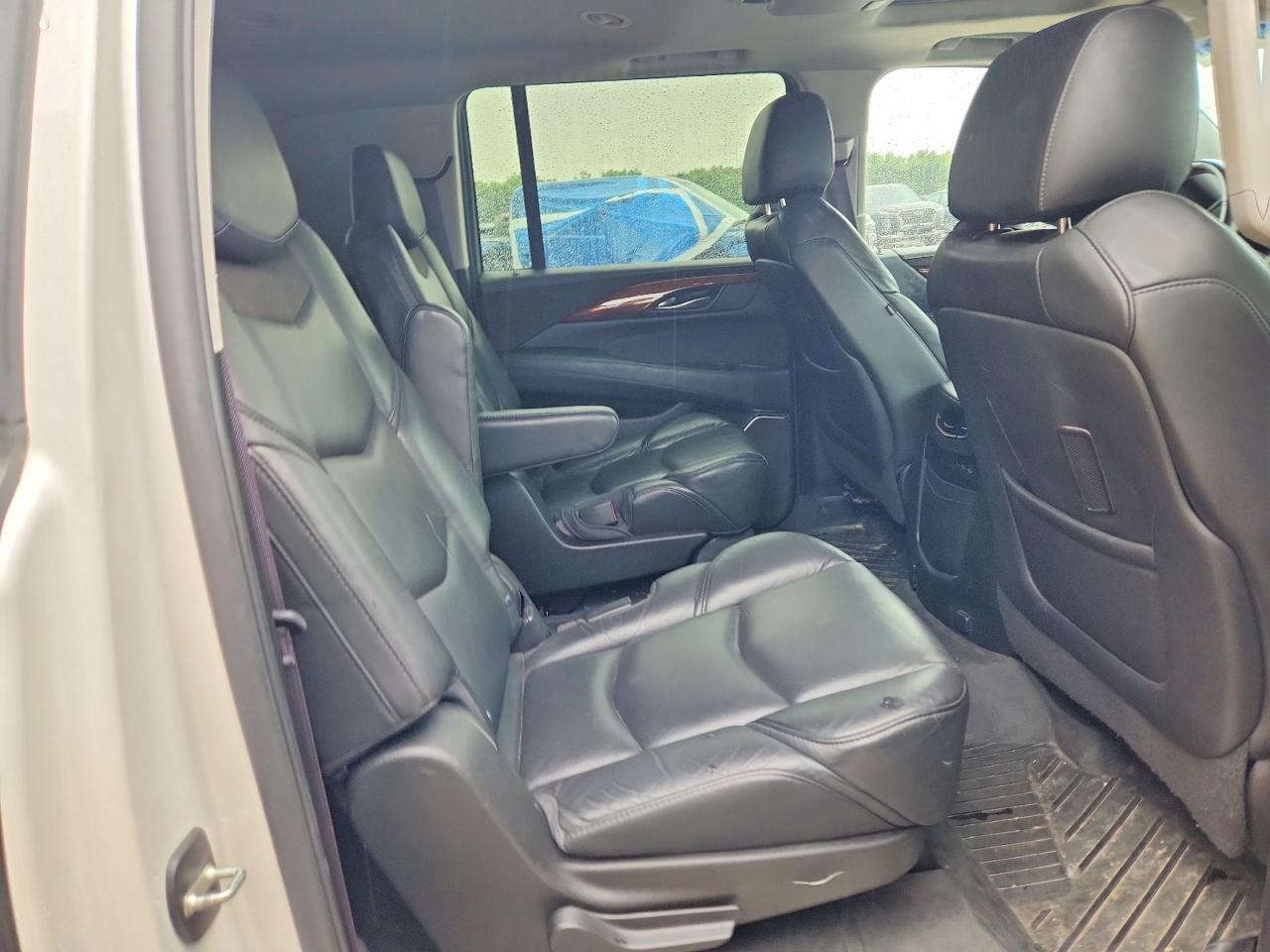 Cadillac Escalade Esv Premium Luxury