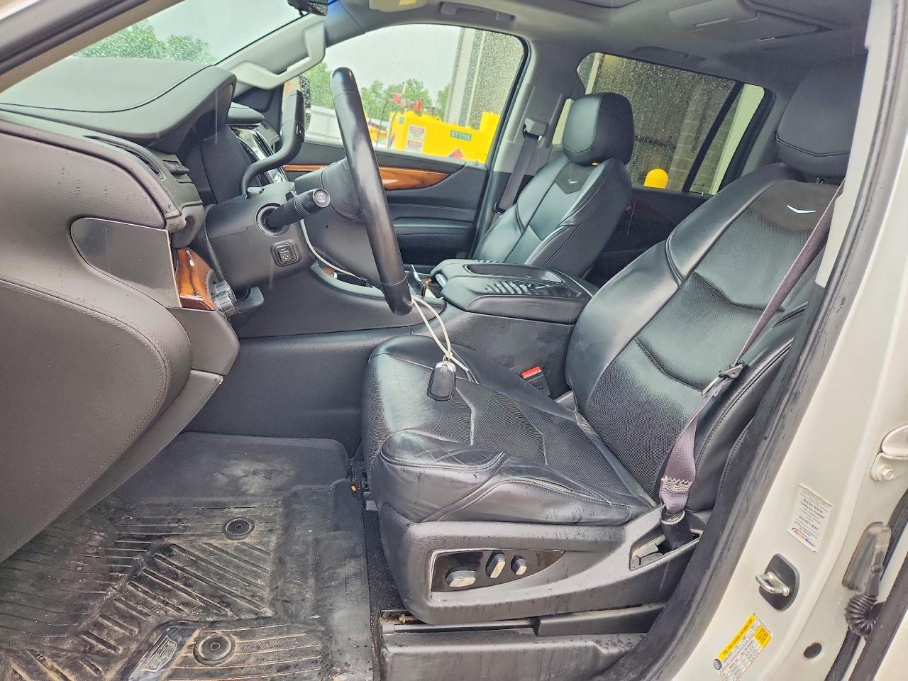 Cadillac Escalade Esv Premium Luxury