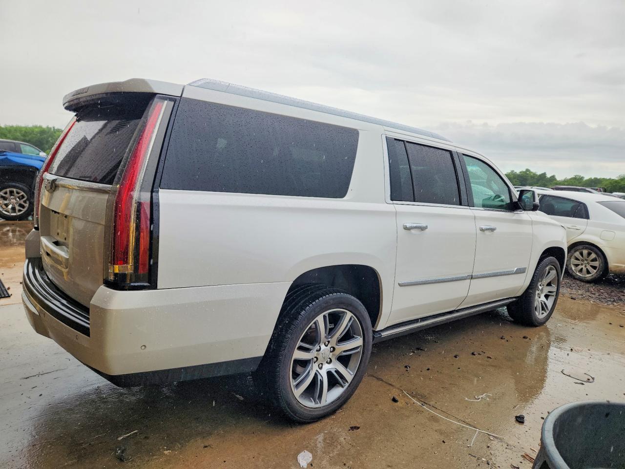 Cadillac Escalade Esv Premium Luxury