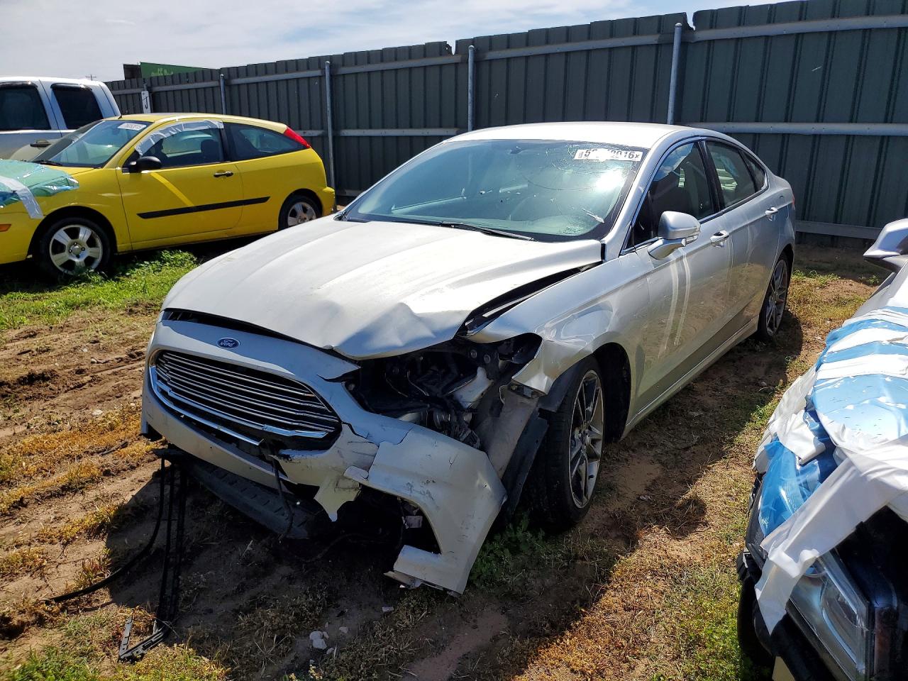 Salvage Ford Fusion Image