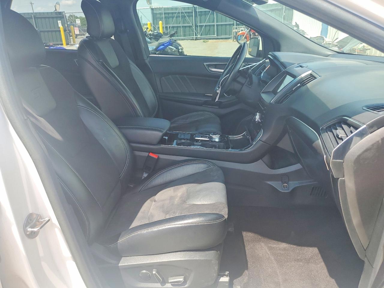 Ford Edge St