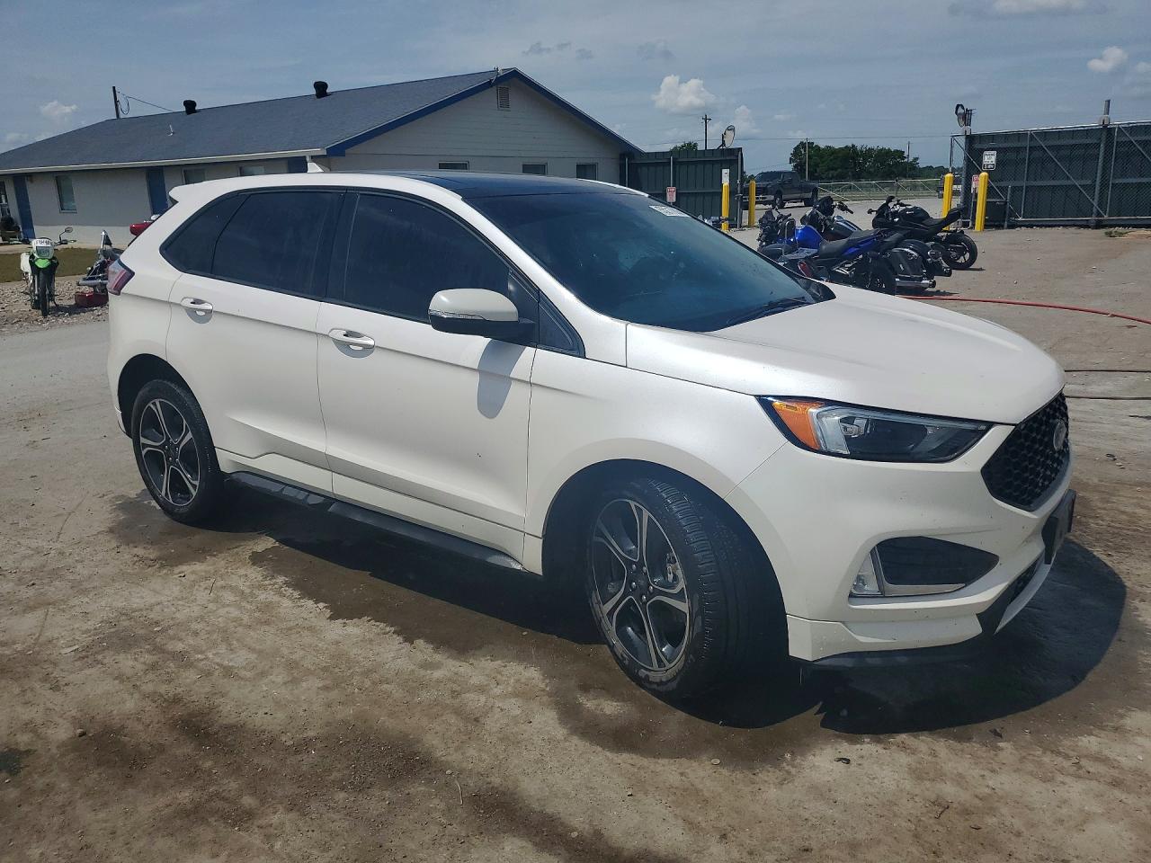 Ford Edge St