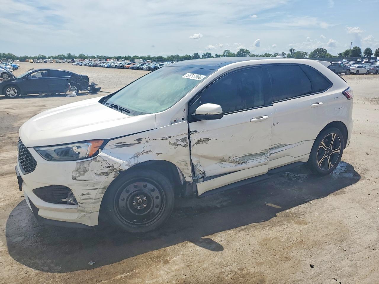Salvage Ford Edge Image