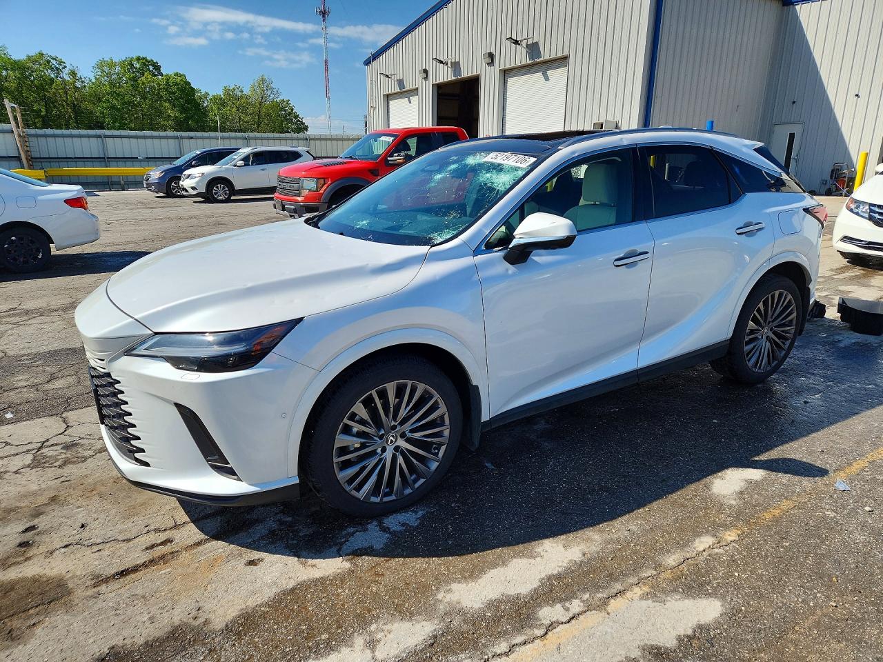 Salvage Lexus RX Image