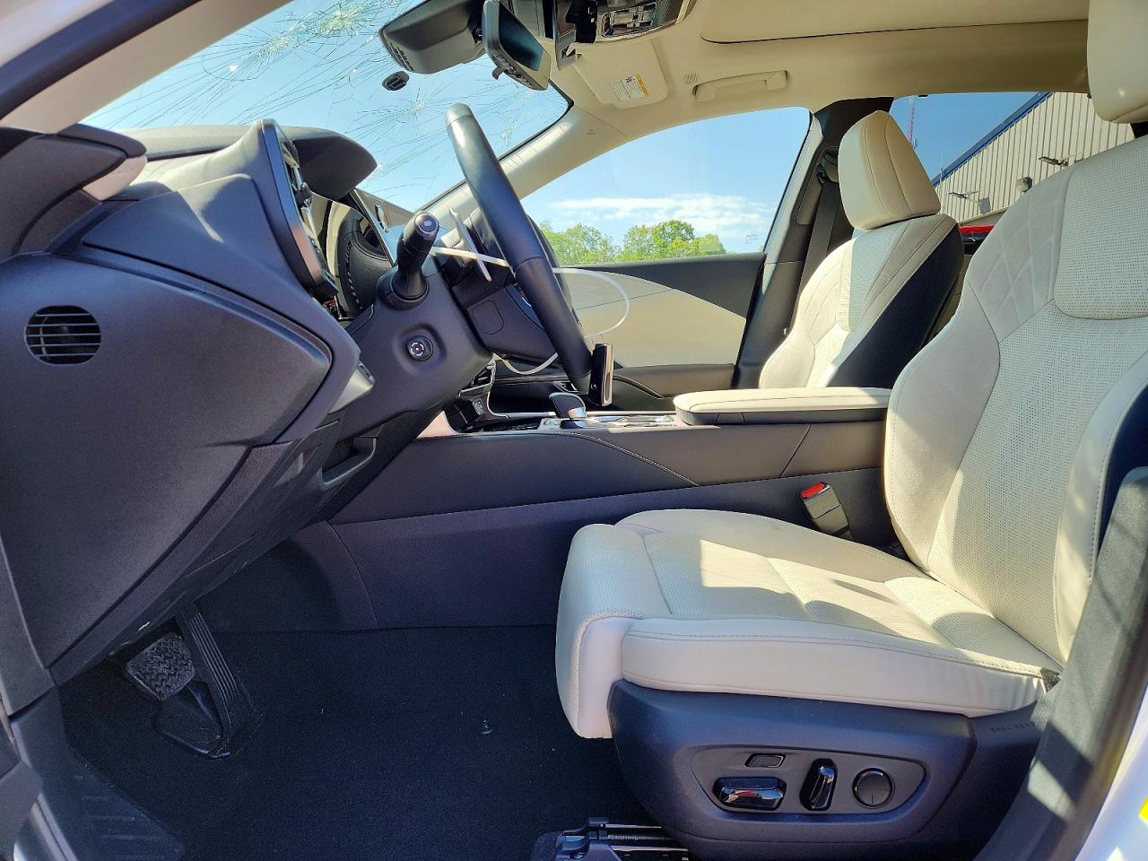Lexus RX Luxury