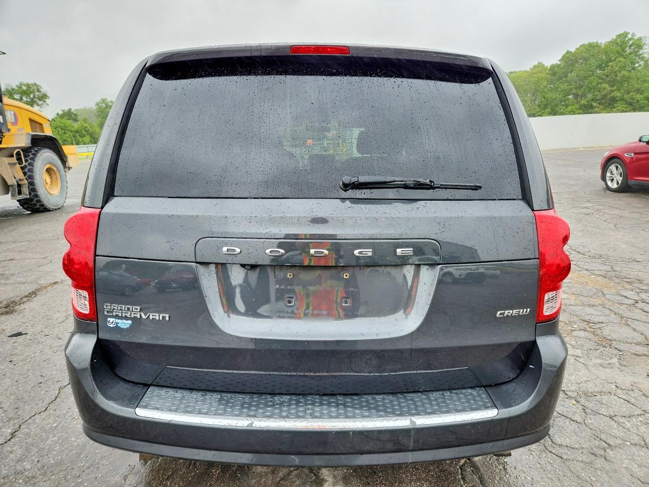 Dodge Caravan Crew