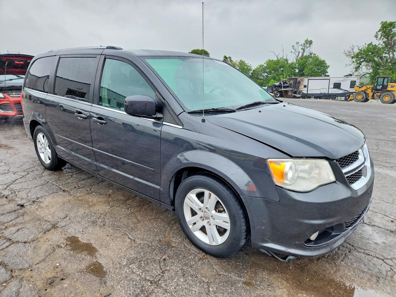 Dodge Caravan Crew