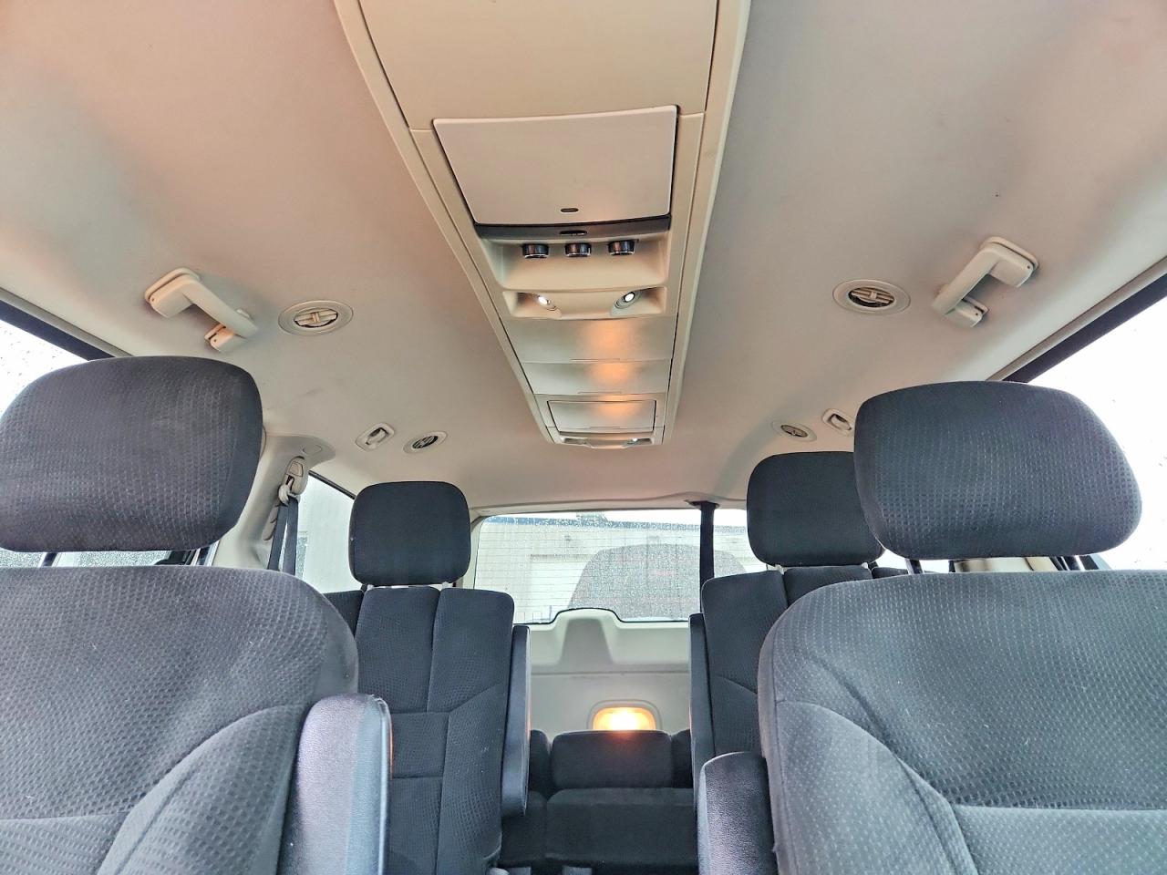 Dodge Caravan Crew