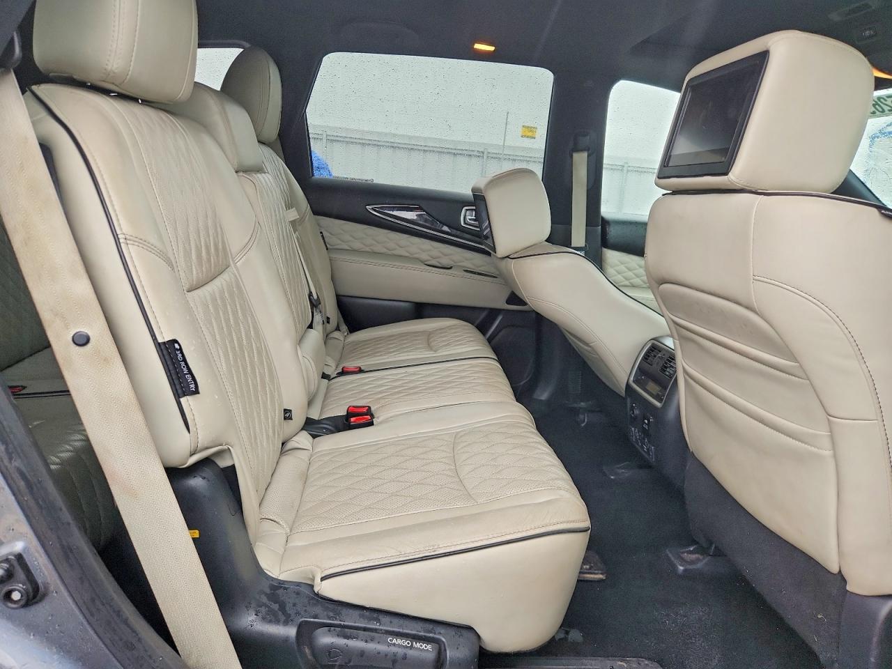 INFINITI Qx Luxe