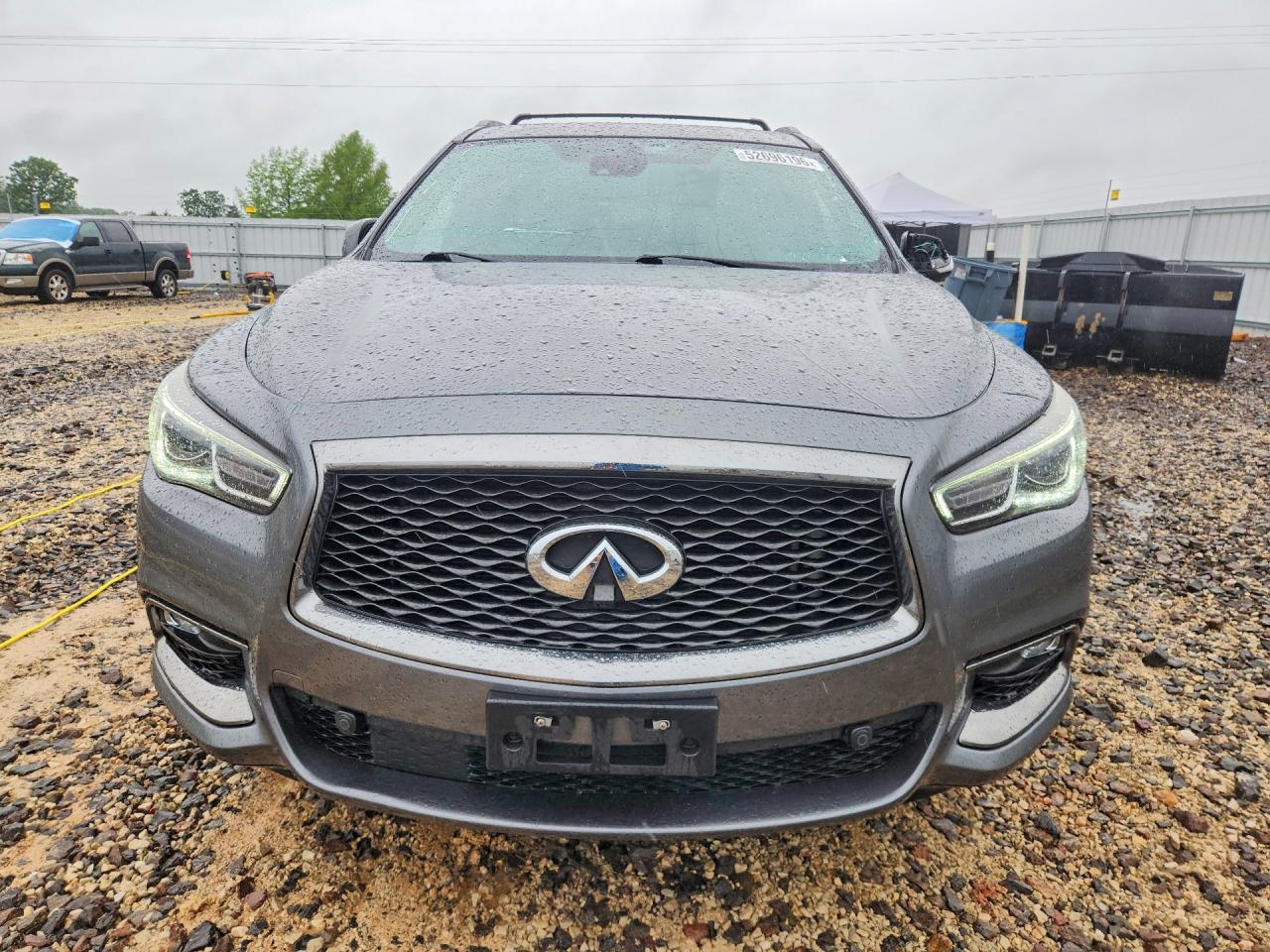 INFINITI Qx Luxe
