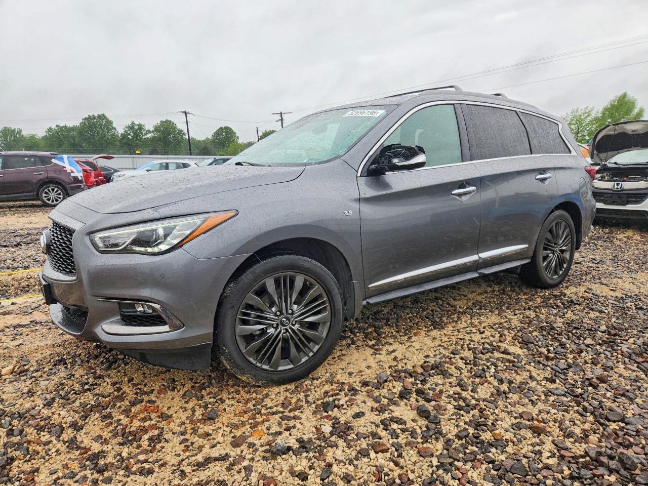 Salvage INFINITI Qx Image