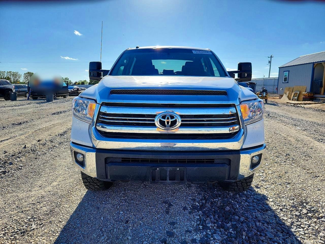 Toyota Tundra Sr5
