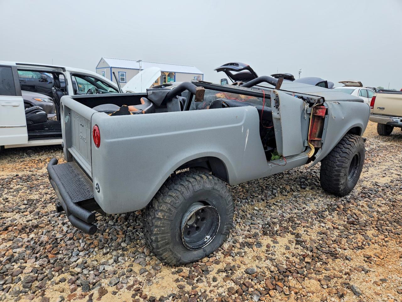 International Scout 80