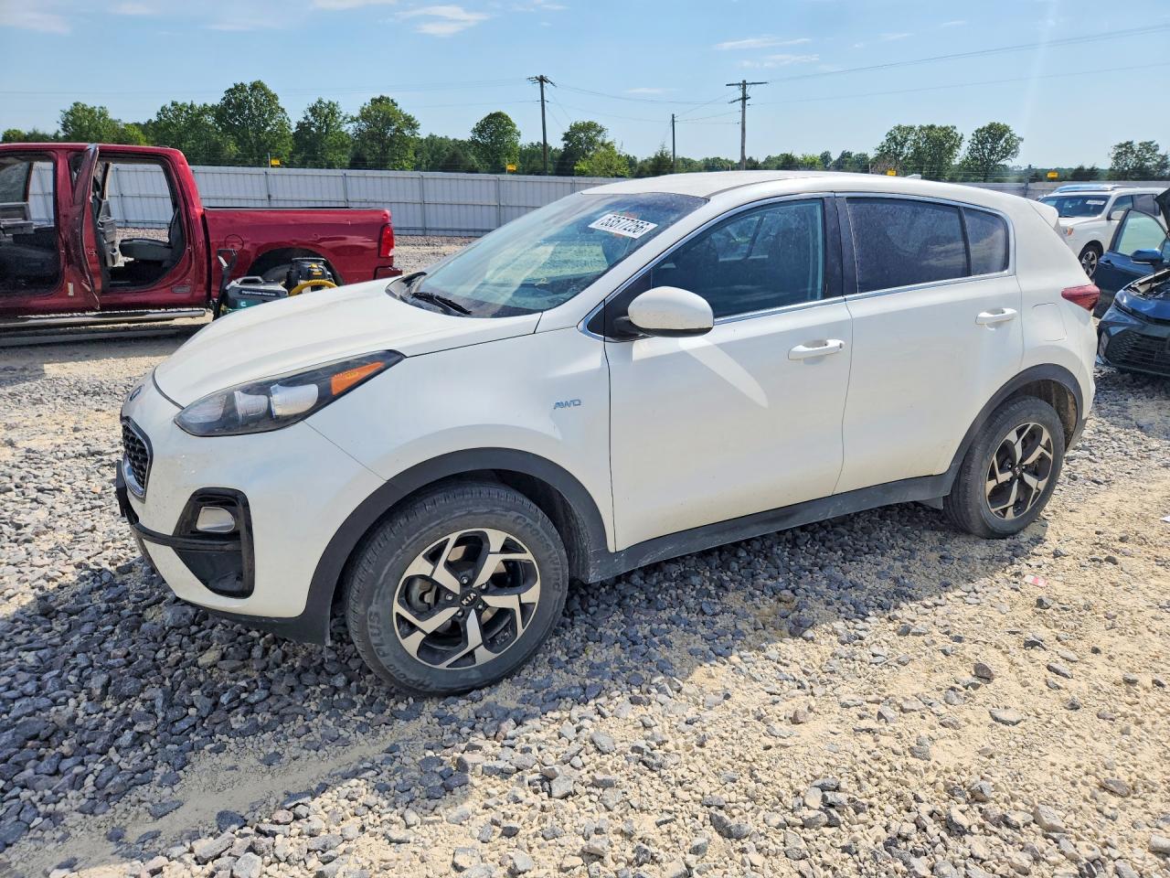 Salvage Kia Sportage Image
