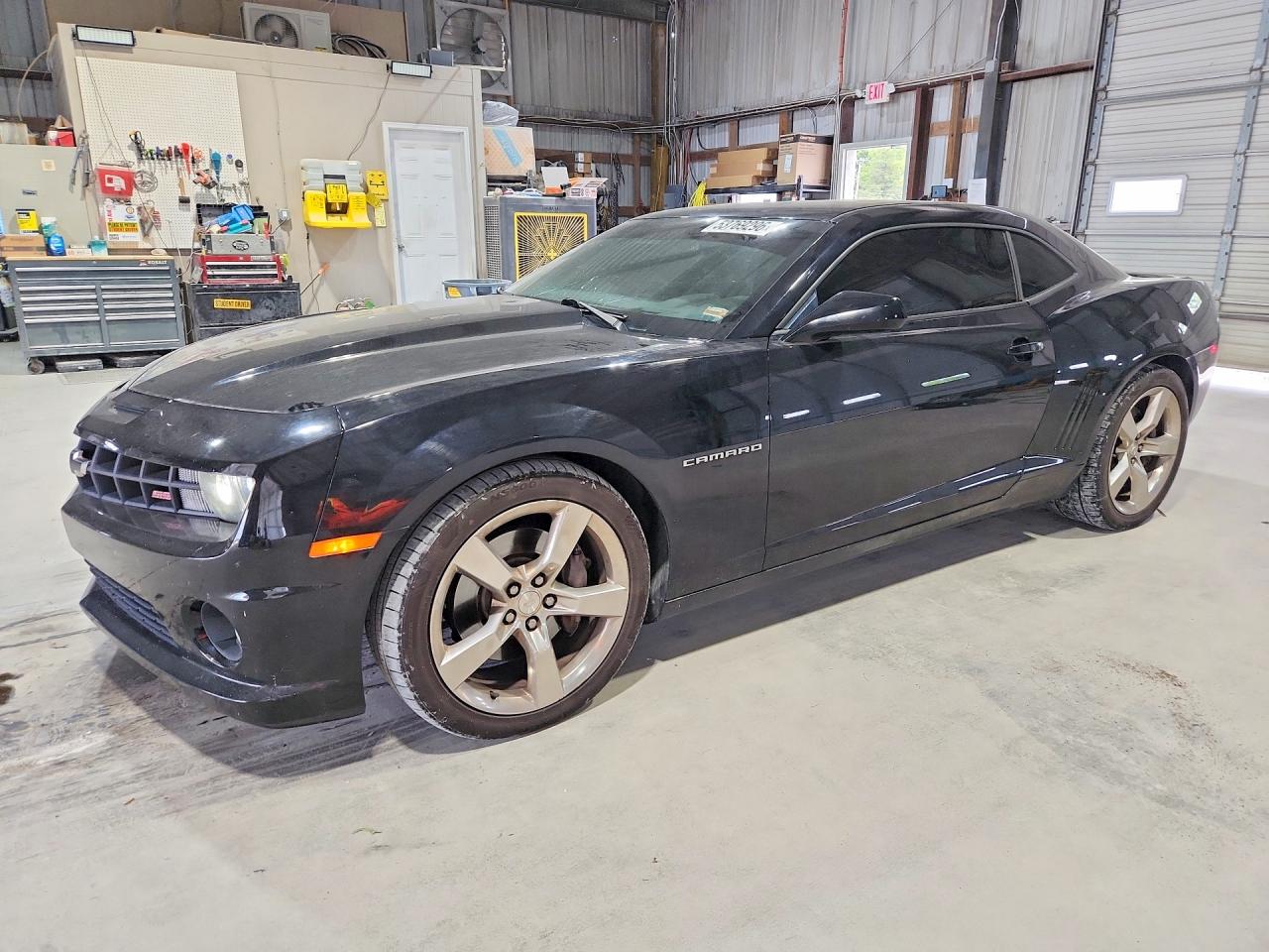 Salvage Chevrolet Camaro Image
