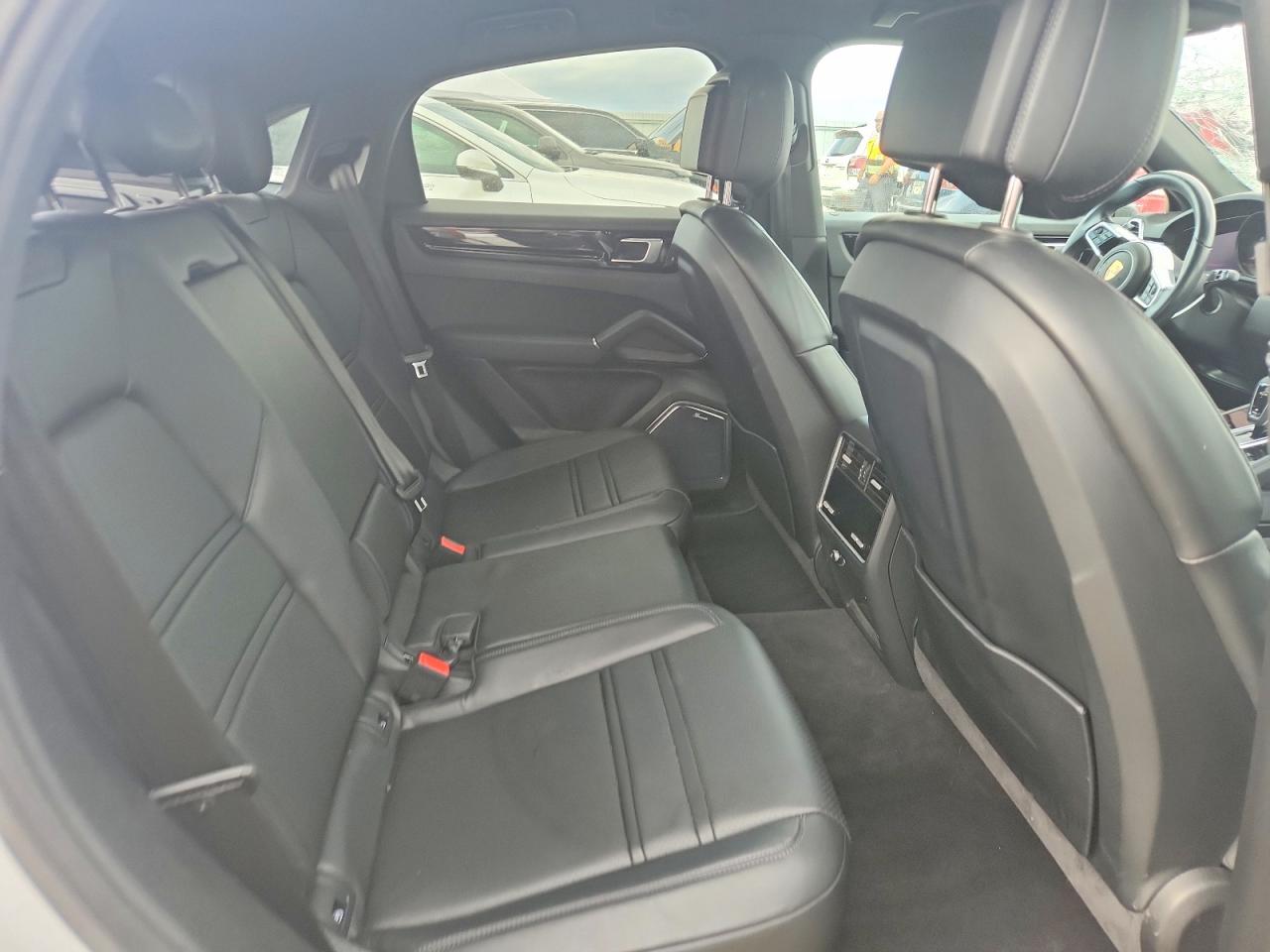 Porsche Cayenne Coupe