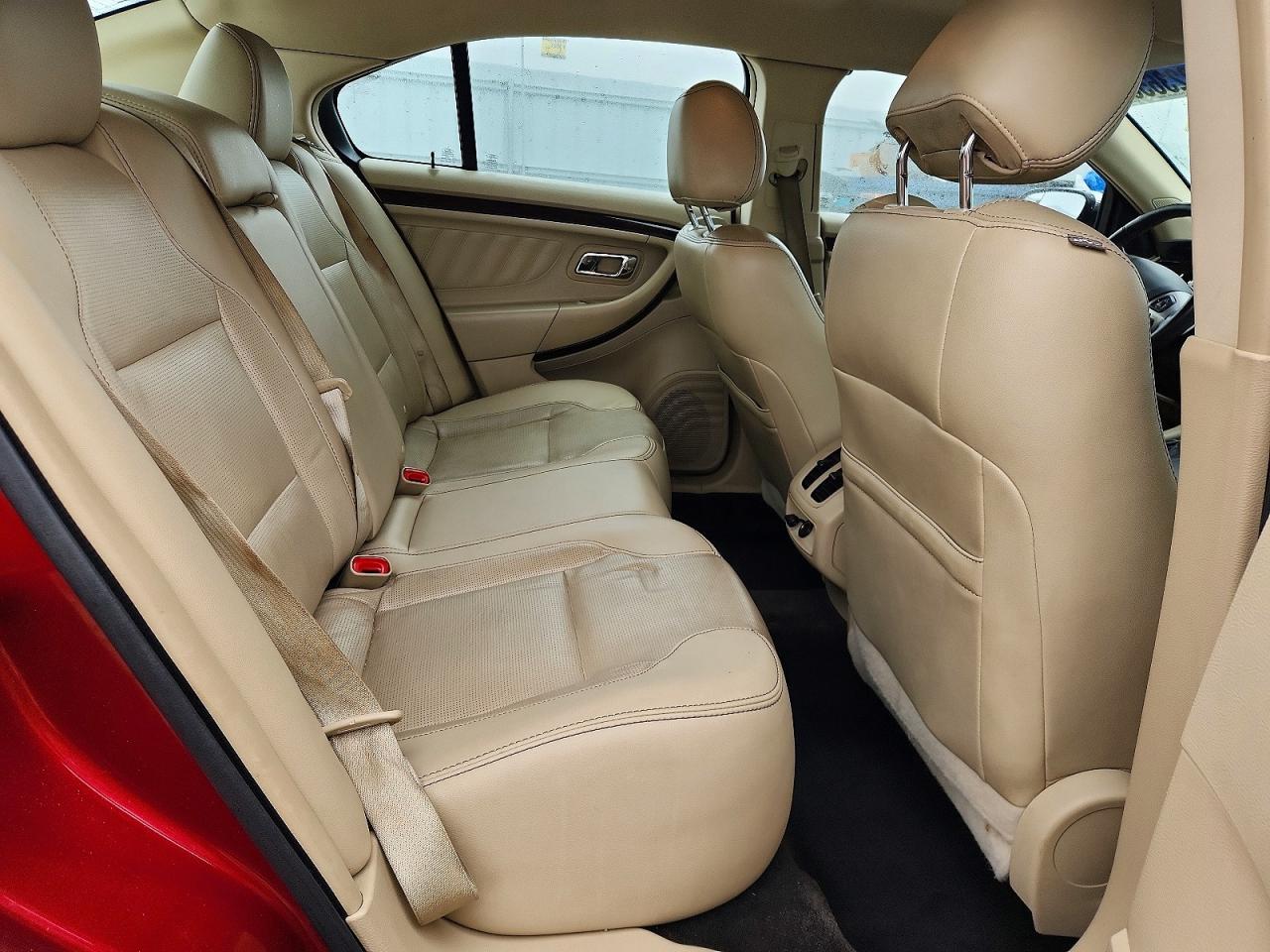 Ford Taurus Limited