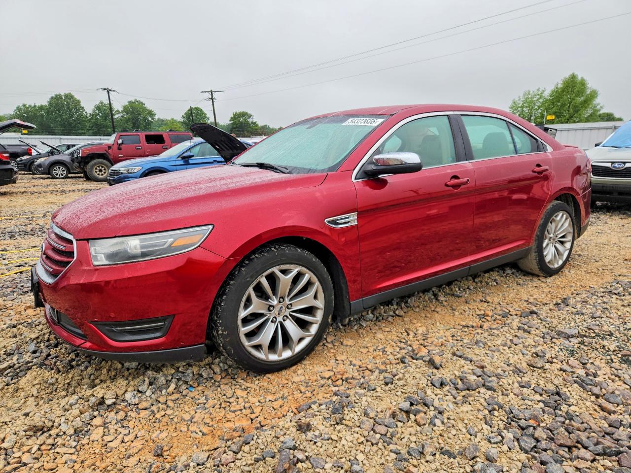 Salvage Ford Taurus Image