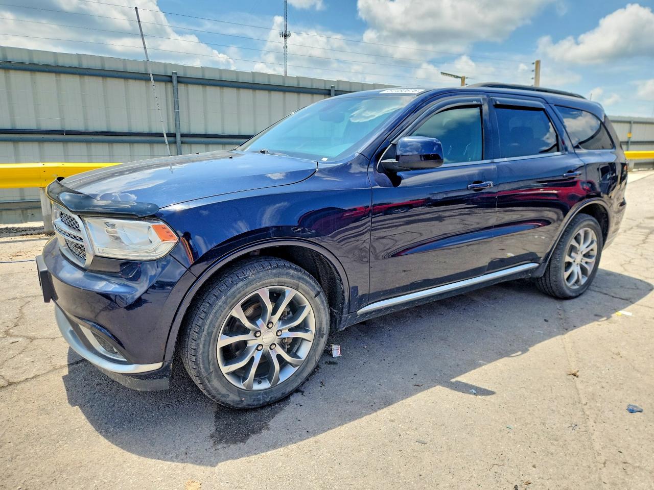 Salvage Dodge Durango Image