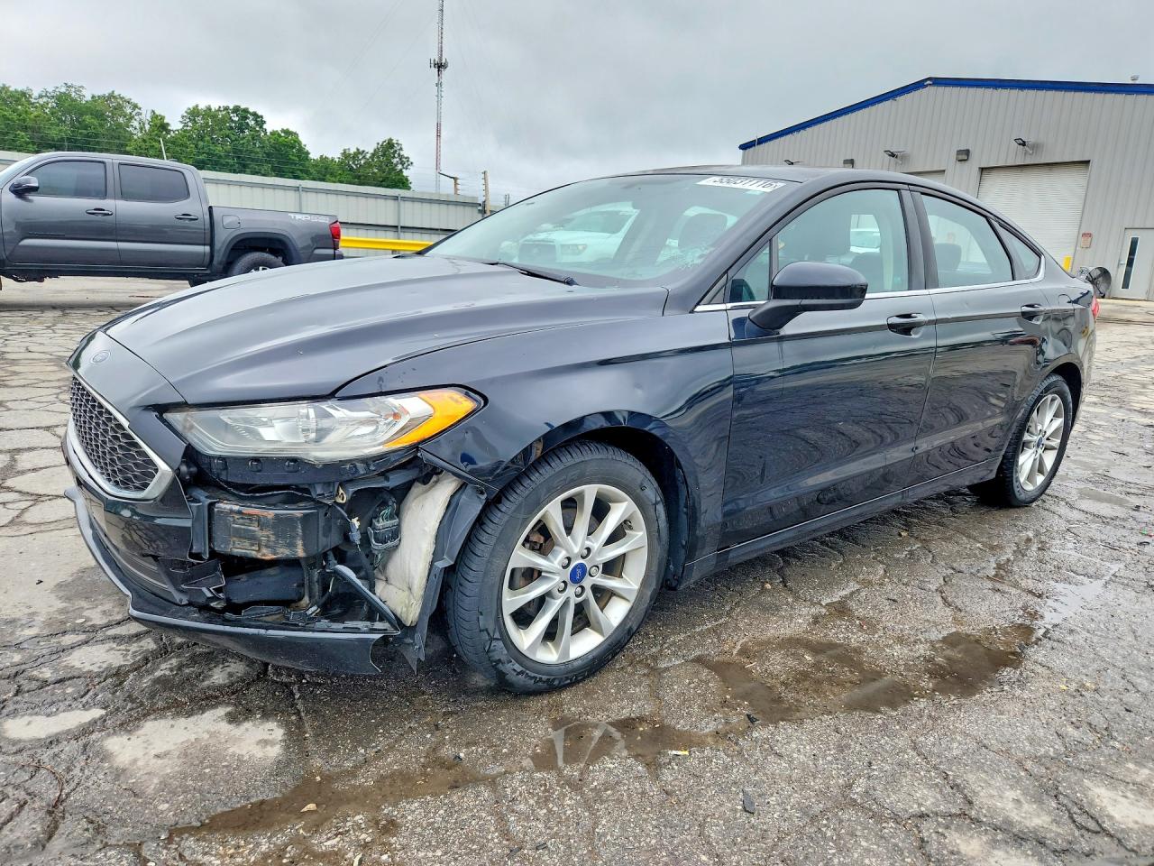 Salvage Ford Fusion Image